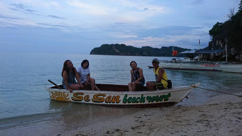 Se San Beach Resort-Isla De Gigantes Carles Exteriör bild